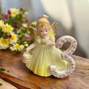 Vtg. Josef Originals Birthday Angel Figurine Year 3 Japan Black Eyes Sticker Tag